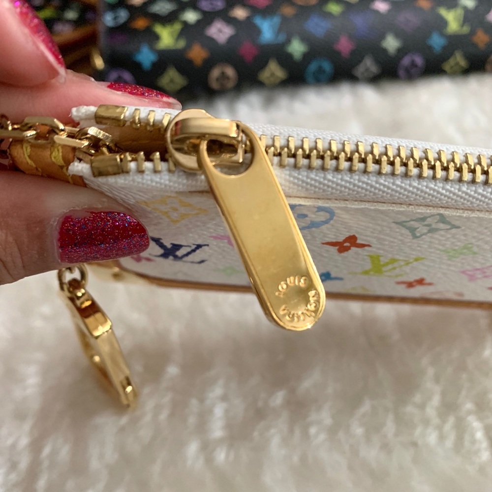‼️SOLD‼️Louis Vuitton Multicolor Key Pouch - Picture 4 of 15